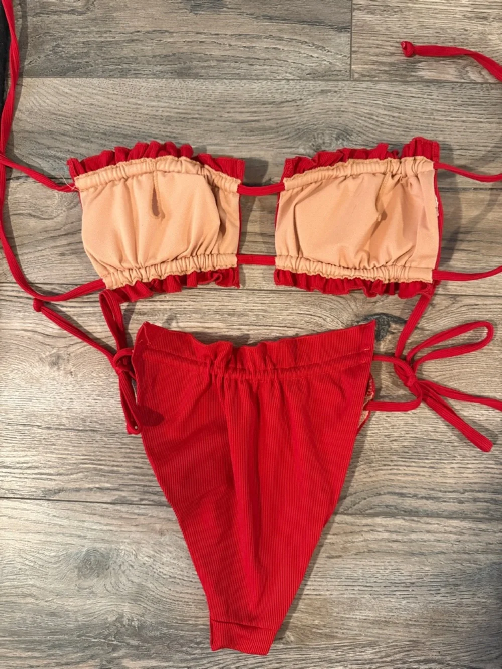 Zaful Red Ribbed Ruffle Bandeau Bikini Set - Picture 4 of 4